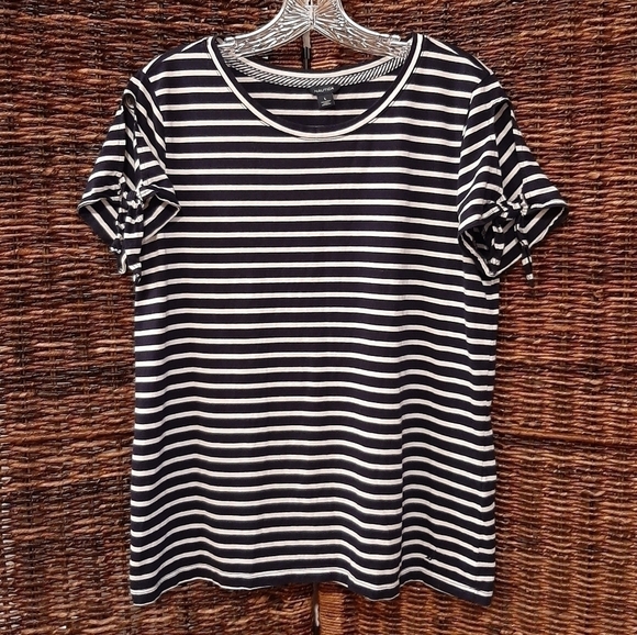 Nautica Women's Large Blue Striped 100% Cotton Short Sleeve Tee Shirt Nautical - Picture 1 of 6